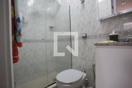 Casa de condomínio à venda com 140m², 3 quartos e 3 vagasBanheiro da Suíte