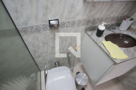 Casa de condomínio à venda com 140m², 3 quartos e 3 vagasBanheiro da Suíte