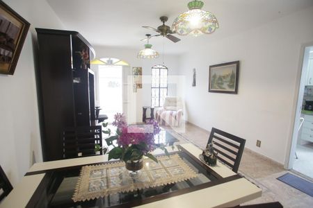 Sala de casa de condomínio à venda com 3 quartos, 140m² em Freguesia (jacarepaguá), Rio de Janeiro