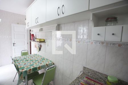 Casa de condomínio à venda com 140m², 3 quartos e 3 vagasCozinha