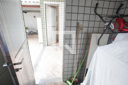 Casa de condomínio à venda com 140m², 3 quartos e 3 vagasDepósito 2
