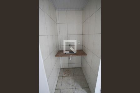 Cozinha de kitnet/studio para alugar com 1 quarto, 12m² em Taquara, Rio de Janeiro