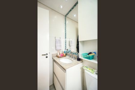 Apartamento à venda com 100m², 3 quartos e 2 vagasBanheiro da suíte 