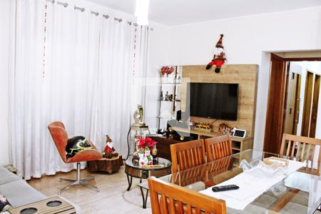 Sala de casa à venda com 4 quartos, 146m² em Jardim São Carlos (zona Leste), São Paulo