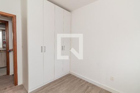 Apartamento à venda com 82m², 3 quartos e 1 vaga Apartamento à venda com 82m², 3 quartos e 1 vagaQuarto 2
