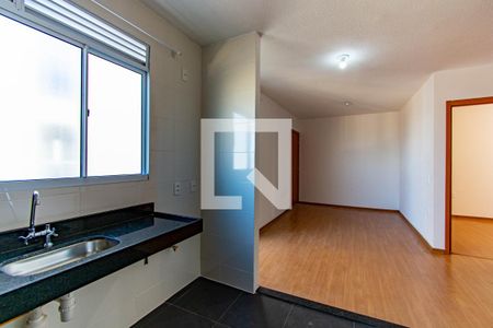 Cozinha de apartamento à venda com 2 quartos, 45m² em Estância Velha, Canoas
