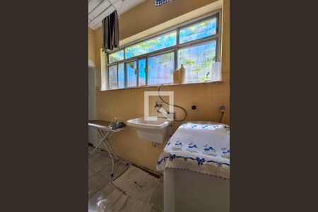 Apartamento à venda com 142m², 3 quartos e sem vaga Apartamento à venda com 142m², 3 quartos e sem vagaÁrea de Serviço