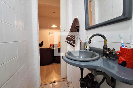 Apartamento à venda com 142m², 3 quartos e sem vaga Apartamento à venda com 142m², 3 quartos e sem vagaLavabo