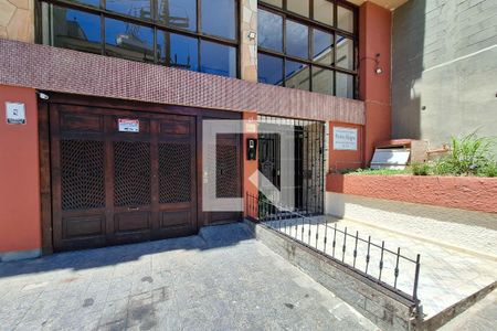 Apartamento à venda com 142m², 3 quartos e sem vaga Apartamento à venda com 142m², 3 quartos e sem vagaFachada