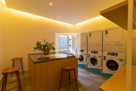 Apartamento à venda com 33m², 2 quartos e sem vaga Apartamento à venda com 33m², 2 quartos e sem vagaLavanderia