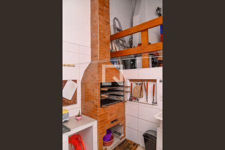 Casa à venda com 200m², 3 quartos e 2 vagasChurrasqueira