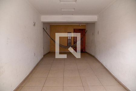 Casa à venda com 200m², 3 quartos e 2 vagasGaragem