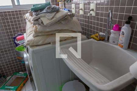 Apartamento para alugar com 65m², 2 quartos e 1 vagaÁrea de Serviço