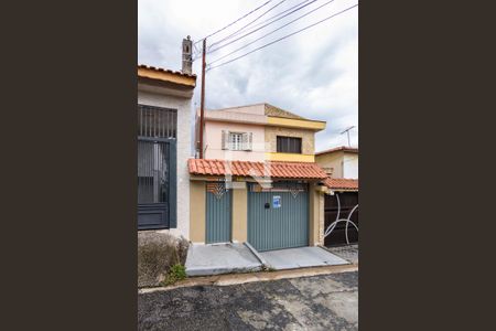 Casa à venda com 220m², 2 quartos e 3 vagasFachada