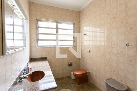 Casa à venda com 200m², 4 quartos e 1 vagaBanheiro 2