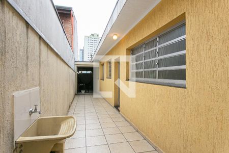 Casa à venda com 200m², 4 quartos e 1 vagaQuintal
