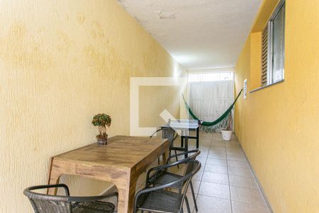 Casa à venda com 200m², 4 quartos e 1 vagaÁrea de Lazer