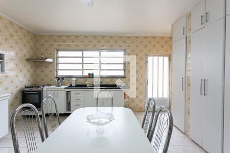 Casa à venda com 200m², 4 quartos e 1 vagaCozinha