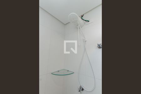 Banheiro de kitnet/studio à venda com 1 quarto, 31m² em Vila Mazzei, São Paulo