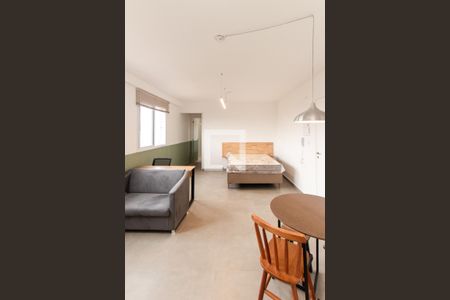 Sala e Quarto de kitnet/studio à venda com 1 quarto, 31m² em Vila Mazzei, São Paulo