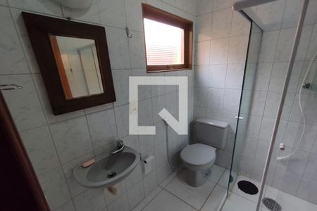 Casa para alugar com 250m², 4 quartos e 3 vagas Casa para alugar com 250m², 4 quartos e 3 vagasBanheiro da Suíte 02