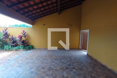 Casa para alugar com 250m², 4 quartos e 3 vagas Casa para alugar com 250m², 4 quartos e 3 vagasGaragem
