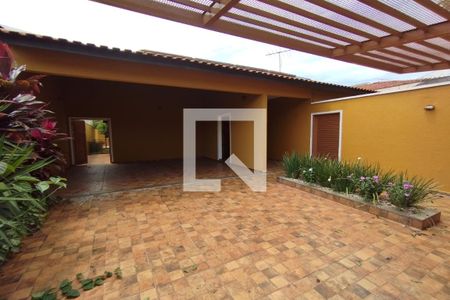 Casa para alugar com 250m², 4 quartos e 3 vagas Casa para alugar com 250m², 4 quartos e 3 vagasGaragem