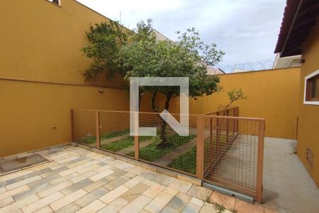 Casa para alugar com 250m², 4 quartos e 3 vagas Casa para alugar com 250m², 4 quartos e 3 vagasPomar