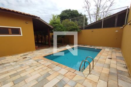 Casa para alugar com 250m², 4 quartos e 3 vagas Casa para alugar com 250m², 4 quartos e 3 vagasPiscina
