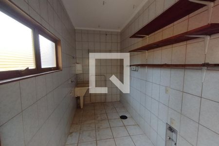 Casa para alugar com 250m², 4 quartos e 3 vagas Casa para alugar com 250m², 4 quartos e 3 vagasÁrea de Serviços