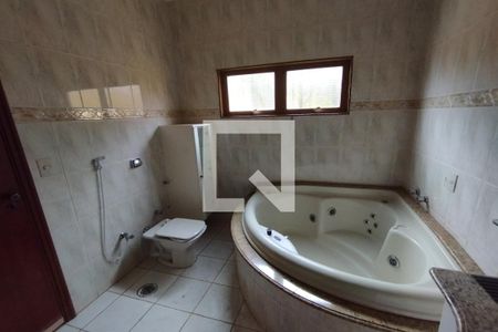 Casa para alugar com 250m², 4 quartos e 3 vagas Casa para alugar com 250m², 4 quartos e 3 vagasBanheiro da Suíte 01