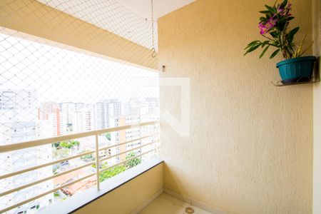 Varanda da sala de apartamento para alugar com 2 quartos, 70m² em Vila Gilda, Santo André