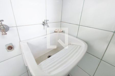 Casa de condomínio para alugar com 60m², 2 quartos e 1 vagaÁrea de Serviço