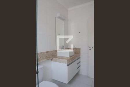 Casa de condomínio à venda com 175m², 3 quartos e 2 vagasBanheiro