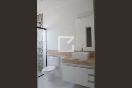 Casa de condomínio à venda com 175m², 3 quartos e 2 vagasBanheiro