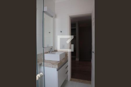 Casa de condomínio à venda com 175m², 3 quartos e 2 vagasBanheiro