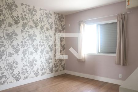 Casa de condomínio à venda com 175m², 3 quartos e 2 vagasQuarto Suíte