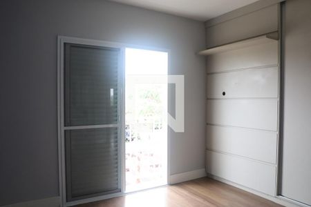 Casa de condomínio à venda com 175m², 3 quartos e 2 vagasQuarto Suíte