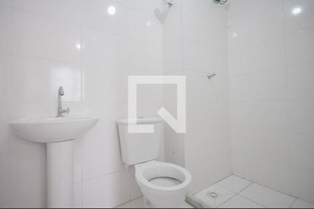 Banheiro suíte de apartamento para alugar com 1 quarto, 24m² em Vila Nova das Belezas, São Paulo