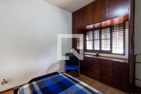 Casa à venda com 300m², 5 quartos e 5 vagasSuíte 1