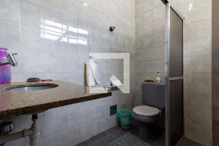 Casa à venda com 300m², 5 quartos e 5 vagasBanheiro Suíte 2