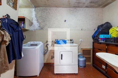 Casa à venda com 300m², 5 quartos e 5 vagasÁrea de Serviço