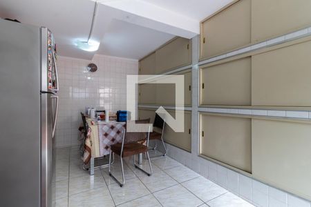 Casa à venda com 300m², 5 quartos e 5 vagasCozinha