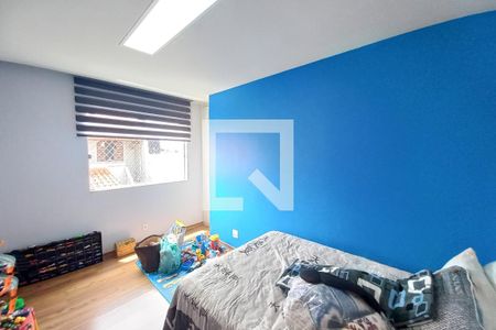 Casa 1 - Quarto  de casa para alugar com 6 quartos, 320m² em Sinimbu, Belo Horizonte