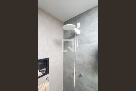 Casa para alugar com 320m², 6 quartos e 2 vagasCasa 1 - Banheiro da Suíte