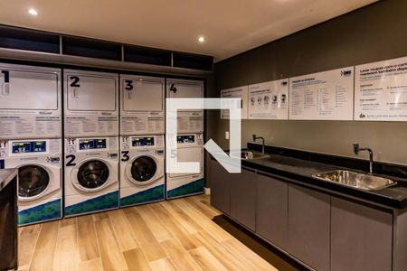 Studio para alugar com 25m², 1 quarto e sem vaga Studio para alugar com 25m², 1 quarto e sem vagaLavanderia