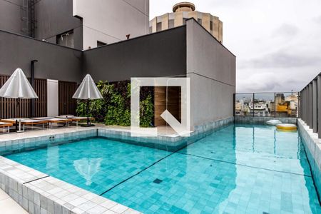 Studio para alugar com 25m², 1 quarto e sem vaga Studio para alugar com 25m², 1 quarto e sem vagaPiscina