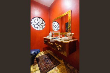 Casa à venda com 440m², 5 quartos e 2 vagasLavabo 2