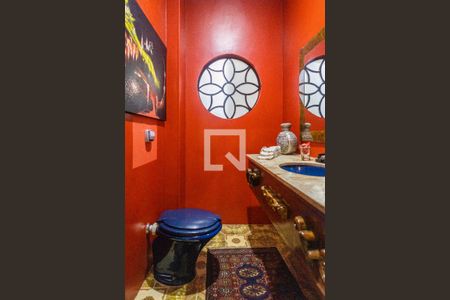 Casa à venda com 440m², 5 quartos e 2 vagasLavabo 2