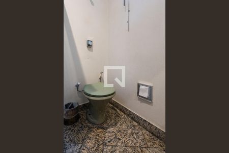 Casa à venda com 440m², 5 quartos e 2 vagasBanheiro